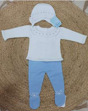 JERSEY BLANCO CON TOPOS CELESTE EMPOLVADO +POLAINA CELESTE +CAPOTA DE HILO GRANLEI